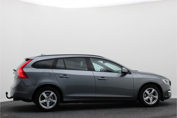 Volvo V60 1.5 T3 Polar+ Automaat Xenon, Navigatie, Stuur-/Stoelverw., Trekhaak, PDC