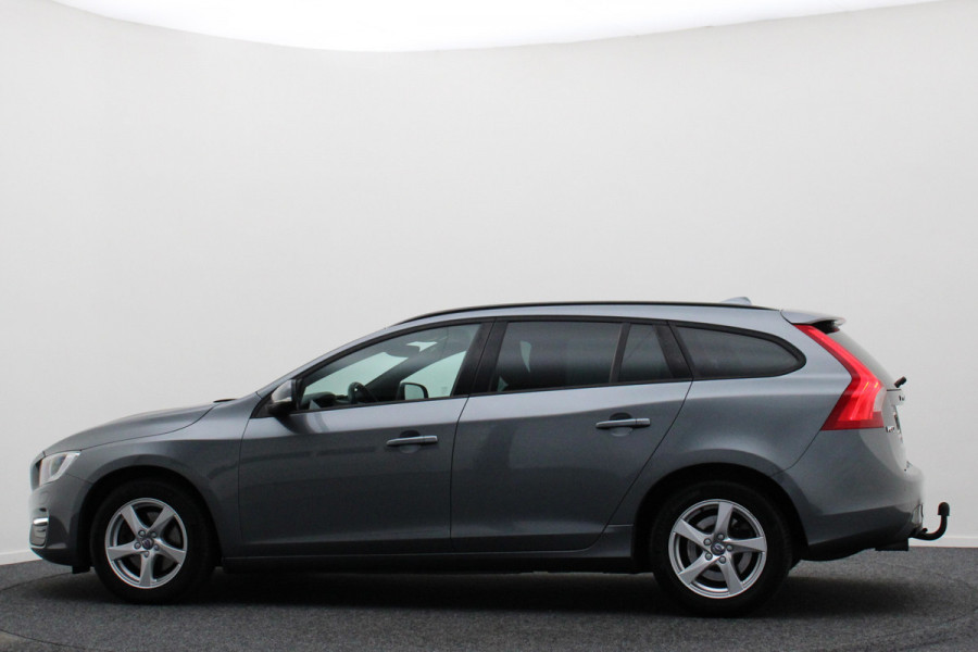 Volvo V60 1.5 T3 Polar+ Automaat Xenon, Navigatie, Stuur-/Stoelverw., Trekhaak, PDC
