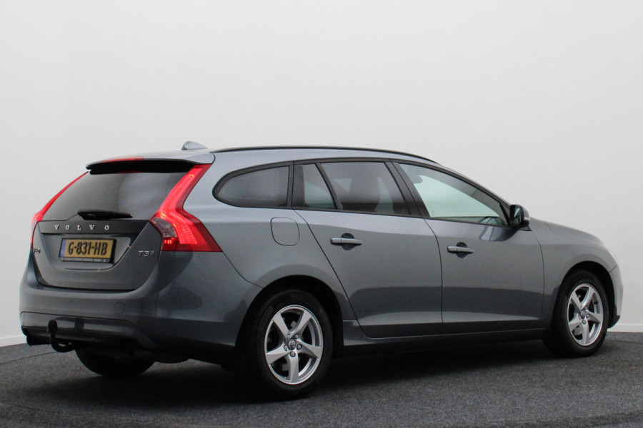 Volvo V60 1.5 T3 Polar+ Automaat Xenon, Navigatie, Stuur-/Stoelverw., Trekhaak, PDC