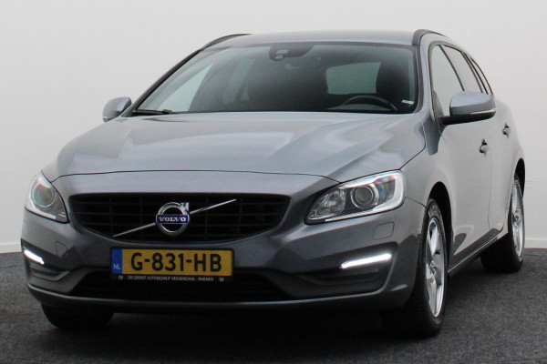 Volvo V60 1.5 T3 Polar+ Automaat Xenon, Navigatie, Stuur-/Stoelverw., Trekhaak, PDC