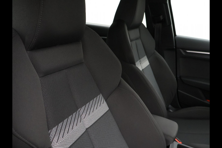 Audi A3 Sportback 40 TFSI e 204 PK PLUG-IN HYBRID + VIRTUAL COCKPIT | ADAPTIVE CRUISE | SPORTSTOELEN | LED