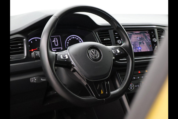 Volkswagen T-Roc 1.0 TSI + APPLE CARPLAY | TREKHAAK | STOELVERW. | KURKUMA YELLOW | CRUISE | PRIVACY