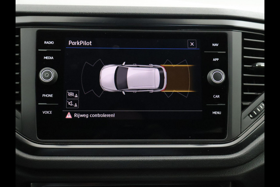 Volkswagen T-Roc 1.0 TSI + APPLE CARPLAY | TREKHAAK | STOELVERW. | KURKUMA YELLOW | CRUISE | PRIVACY