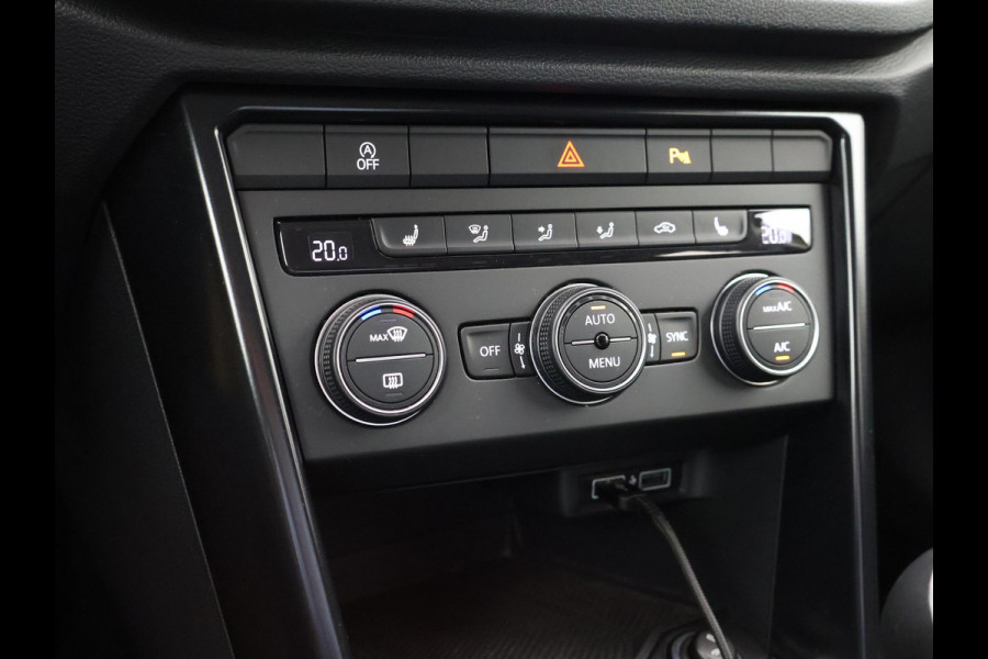 Volkswagen T-Roc 1.0 TSI + APPLE CARPLAY | TREKHAAK | STOELVERW. | KURKUMA YELLOW | CRUISE | PRIVACY