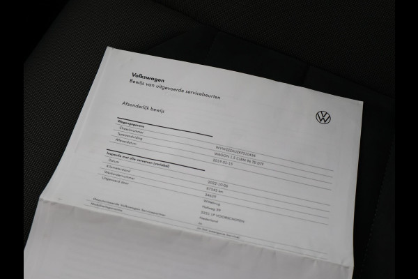 Volkswagen GOLF Variant 1.5 TSI 130 PK DSG AUT. + MASSAGE / ADAPTIVE CRUISE / CARPLAY / STOELVERW.