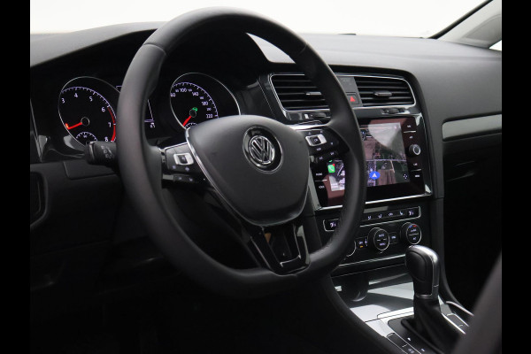 Volkswagen GOLF Variant 1.5 TSI 130 PK DSG AUT. + MASSAGE / ADAPTIVE CRUISE / CARPLAY / STOELVERW.