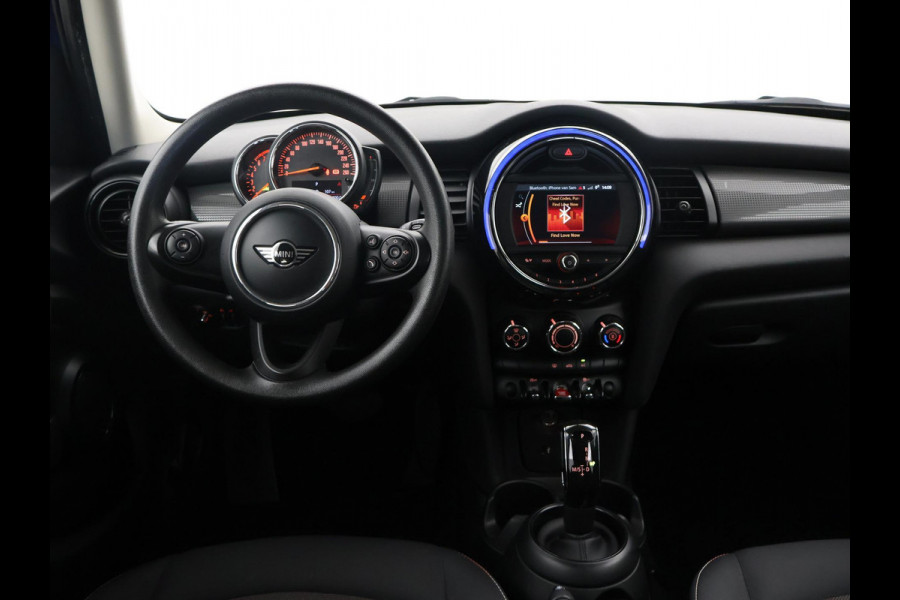 MINI Mini 1.5 COOPER SALT 5-DEURS AUT. *STARLIGHT BLUE* + LED / AIRCO