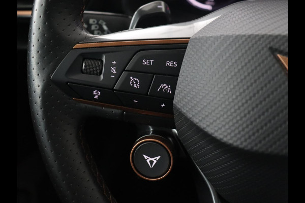 CUPRA Formentor 2.0 TSI 4DRIVE | 310pk | Trekhaak | Stoelverwarming | Camera | Adaptive cruise | 19'' | Sfeerverlichting | Keyless | Full LED | Sportstoelen | Stuurverwarming | DAB