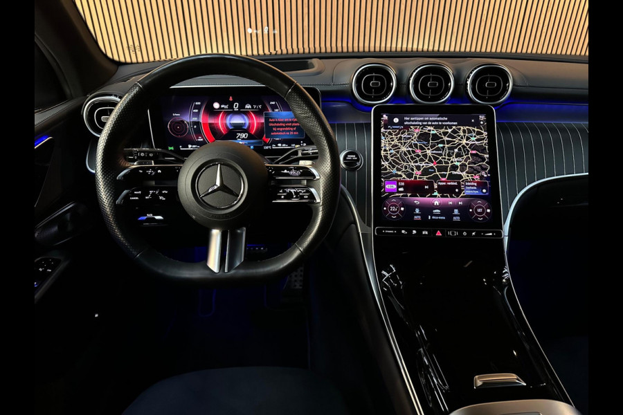 Mercedes-Benz GLC 300e 4MATIC AMG Line - Pano - Lucht