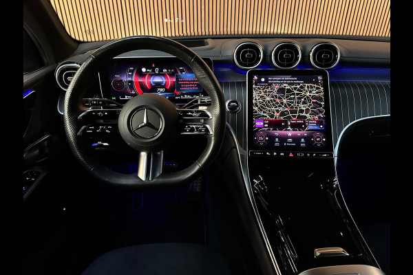 Mercedes-Benz GLC 300e 4MATIC AMG Line - Pano - Lucht