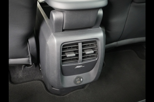 Ford Mustang Mach-E Extended RWD 98kWh SOH 94% 301pk Leer Trekhaak Pano-Dak Adaptive Cruise Lane Centering/change Assist Stop&Go Apple Carpla Elektr.verst.Stoelen+Verwarmd Dual-ECC Fully Active Park Assist Elektr.Achterklep BLISS Driver Alert Warning Keyless Origineel Nederlandse Auto € 63.000- nieuw, Batterijgarantie 8 jaar of 160.000km vanaf nieuw