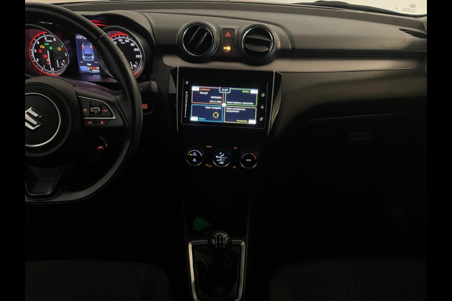Suzuki Swift 1.2 Style Smart Hybrid AIRCO CLIMA NAVI CRUISE BLUETOOTH APPLECARPLAY CAMERA VELGEN ZEER NETTE AUTO