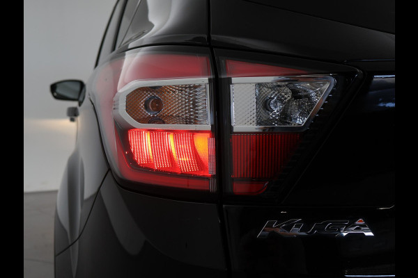 Ford Kuga 1.5 ECOBOOST 150 PK TITANIUM + APPLE CARPLAY | STUUR/STOELVERW. | CAMERA | 18 INCH