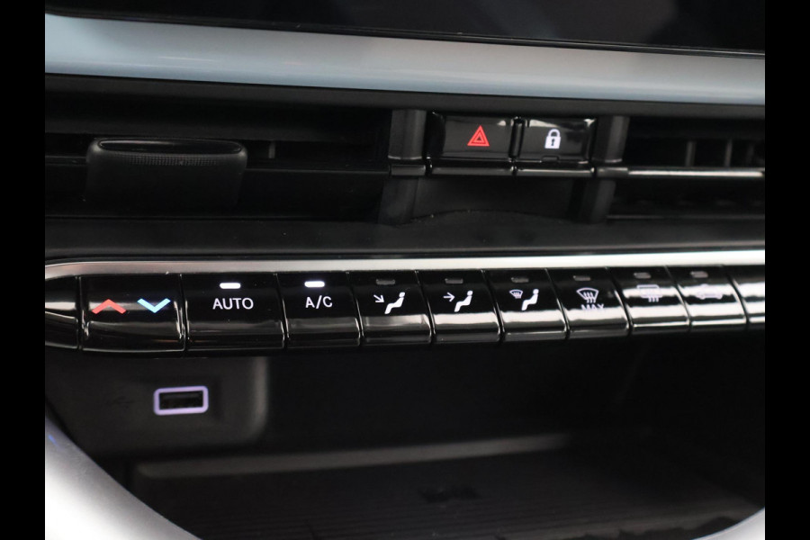 Fiat 500E 42 kWh Aut. *CELESTIAL BLUE* + STOELVERW. | CAMERA | 17 INCH | APPLE CARPLAY