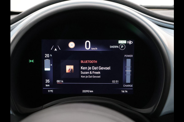 Fiat 500E 42 kWh Aut. *CELESTIAL BLUE* + STOELVERW. | CAMERA | 17 INCH | APPLE CARPLAY