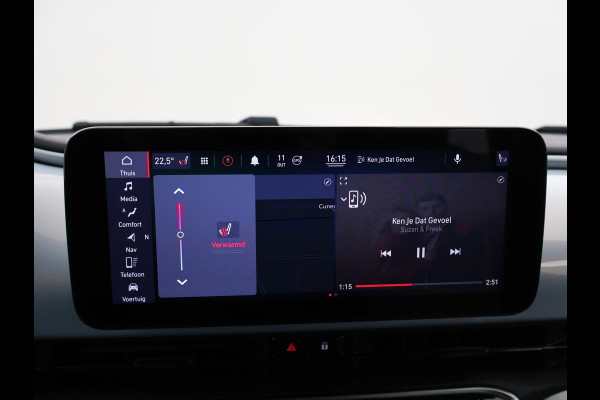 Fiat 500E 42 kWh Aut. *CELESTIAL BLUE* + STOELVERW. | CAMERA | 17 INCH | APPLE CARPLAY