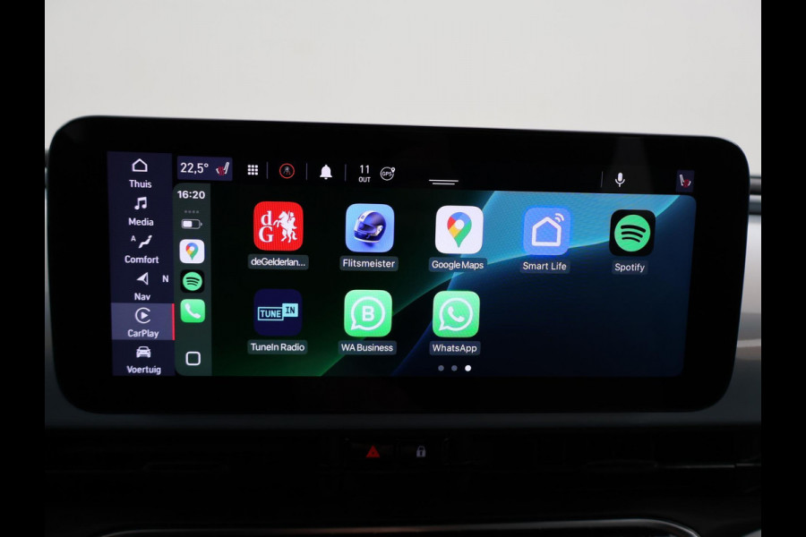 Fiat 500E 42 kWh Aut. *CELESTIAL BLUE* + STOELVERW. | CAMERA | 17 INCH | APPLE CARPLAY