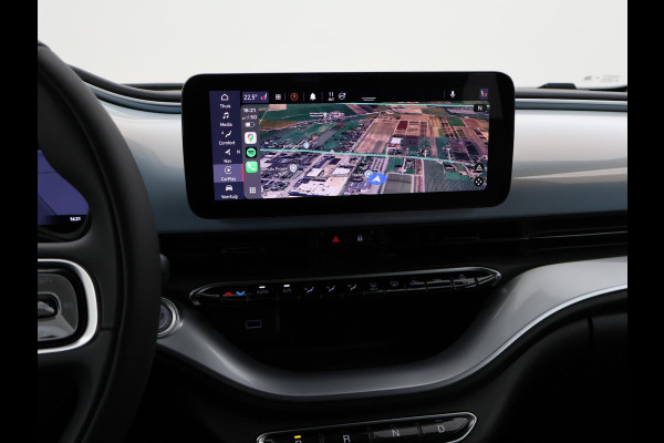 Fiat 500E 42 kWh Aut. *CELESTIAL BLUE* + STOELVERW. | CAMERA | 17 INCH | APPLE CARPLAY