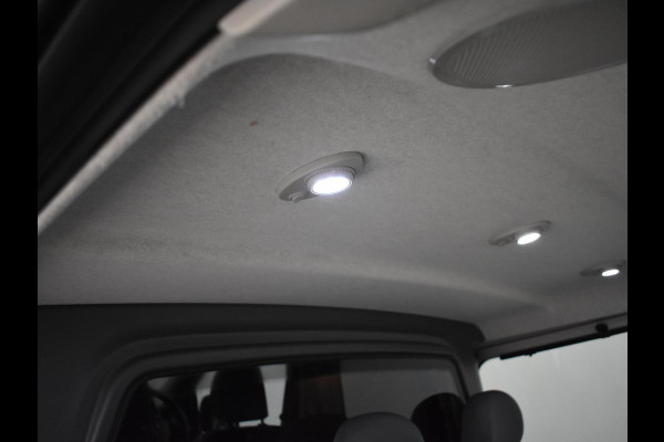 Nissan NV300 1.6 DCI 6-PERS. D.C. L2H1 + LEDER / CAMERA / NAVIGATIE