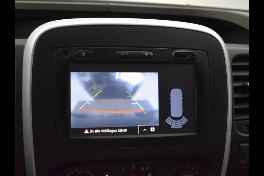 Nissan NV300 1.6 DCI 6-PERS. D.C. L2H1 + LEDER / CAMERA / NAVIGATIE