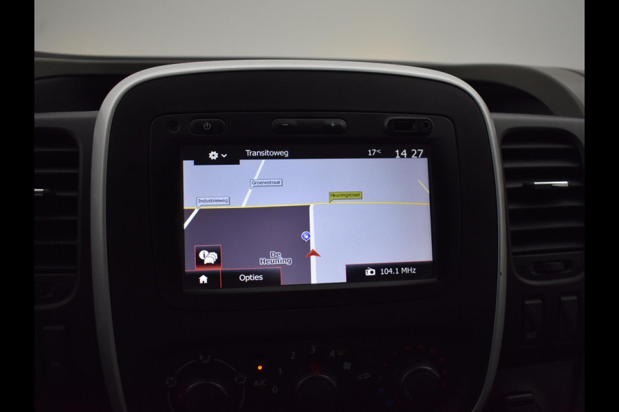 Nissan NV300 1.6 DCI 6-PERS. D.C. L2H1 + LEDER / CAMERA / NAVIGATIE