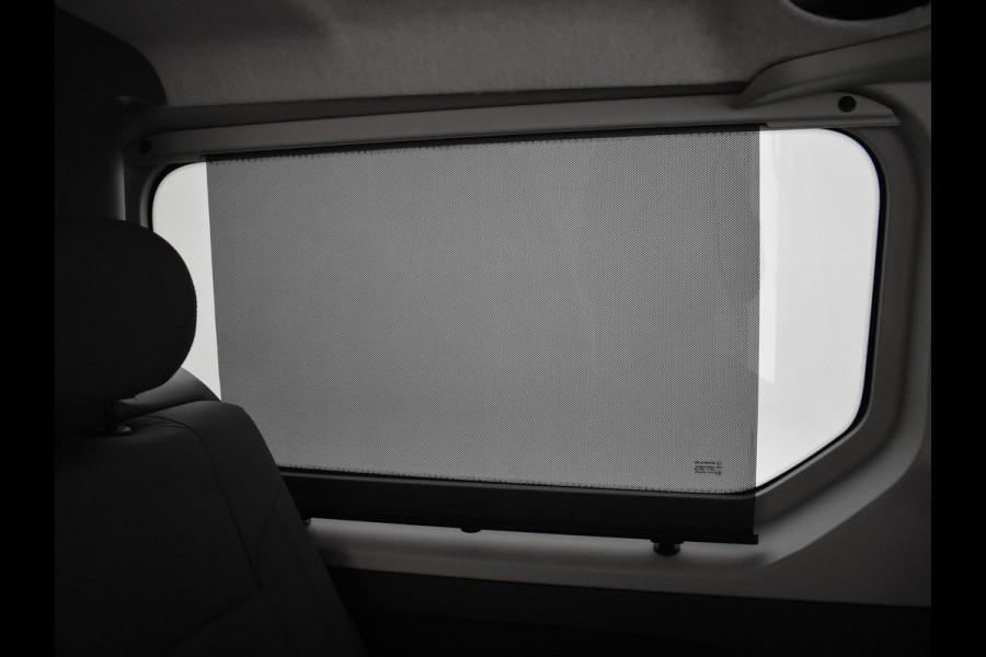 Nissan NV300 1.6 DCI 6-PERS. D.C. L2H1 + LEDER / CAMERA / NAVIGATIE