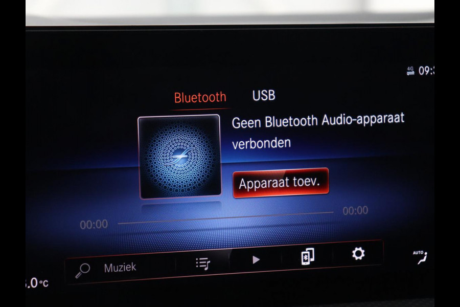 Mercedes-Benz CLA-Klasse 250e AMG Night | Stoelverwarming | Carplay | Camera | Widescreen | Sfeerverlichting | Leder/Alcantara | Navigatie | Park Assist | Origineel Zwart | PHEV | Plug In
