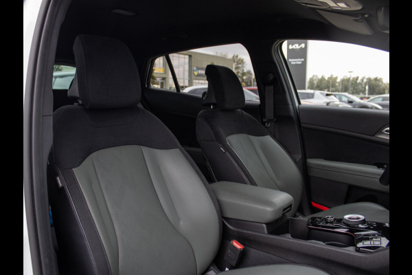 Kia Sportage 1.6 T-GDi Plug-in Hybrid AWD Dark Edition | Navigatie | Achteruitrijcamera |