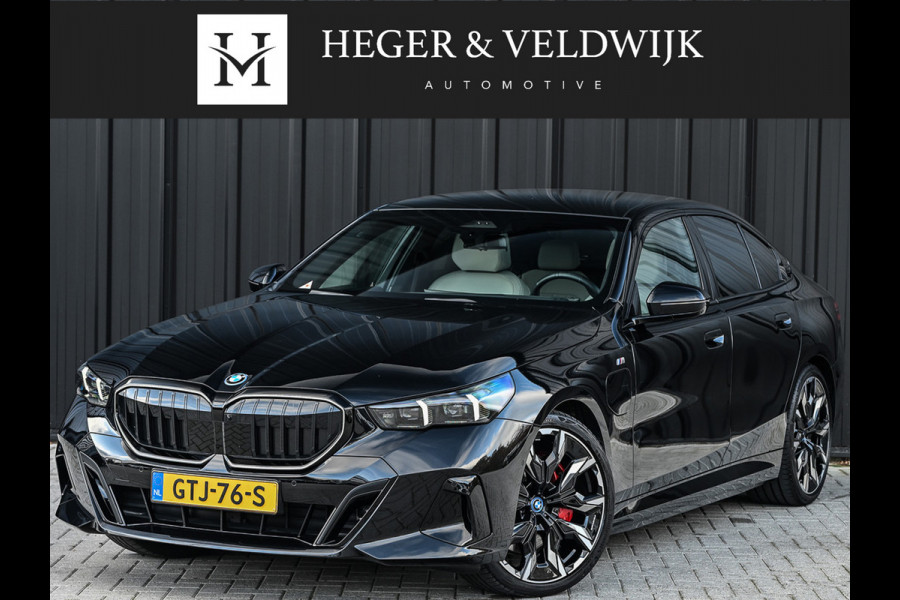 BMW 5 Serie 550e XDRIVE M-SPORT PRO | SHADOW LINE | PANORAMADAK | NL-AUTO | ICONIC GRILL | COMFORT ACCESS | BOWERS & WILKINS | COMFORT SEATS