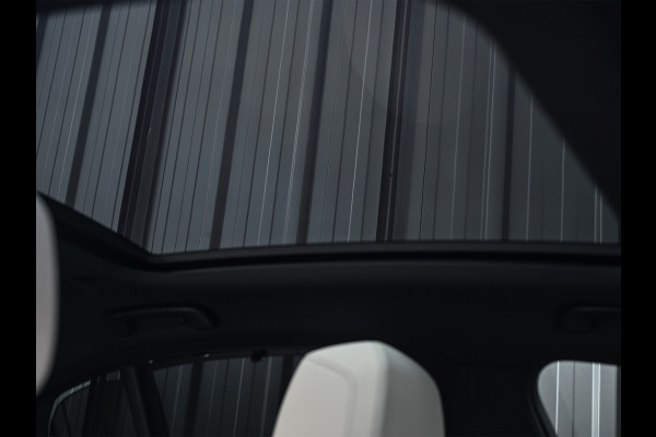 BMW 5 Serie 550e XDRIVE M-SPORT PRO | SHADOW LINE | PANORAMADAK | NL-AUTO | ICONIC GRILL | COMFORT ACCESS | BOWERS & WILKINS | COMFORT SEATS