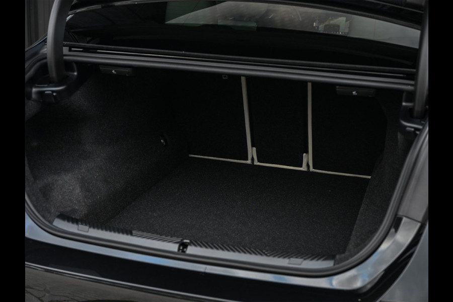 BMW 5 Serie 550e XDRIVE M-SPORT PRO | SHADOW LINE | PANORAMADAK | NL-AUTO | ICONIC GRILL | COMFORT ACCESS | BOWERS & WILKINS | COMFORT SEATS