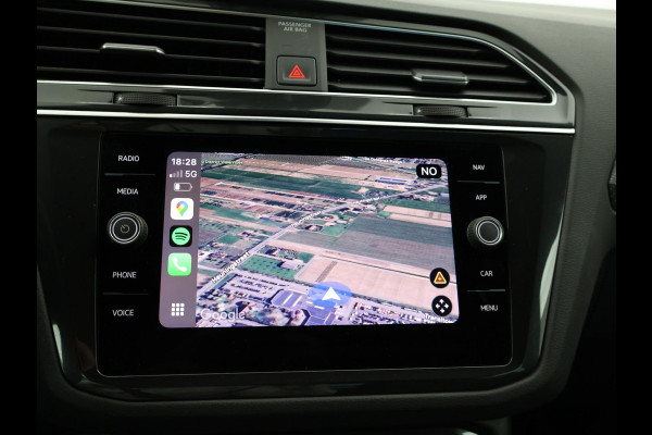 Volkswagen Tiguan 1.4 TSI 245 PK EHYBRID 2X R-LINE + DIGITALE COCKPIT | 19 INCH | ADAPTIVE CRUISE | SFEERVERLICHTING