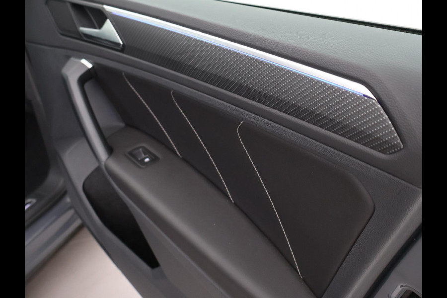 Volkswagen Tiguan 1.4 TSI 245 PK EHYBRID 2X R-LINE + DIGITALE COCKPIT | 19 INCH | ADAPTIVE CRUISE | SFEERVERLICHTING