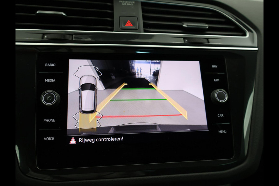 Volkswagen Tiguan 1.4 TSI 245 PK EHYBRID 2X R-LINE + DIGITALE COCKPIT | 19 INCH | ADAPTIVE CRUISE | SFEERVERLICHTING