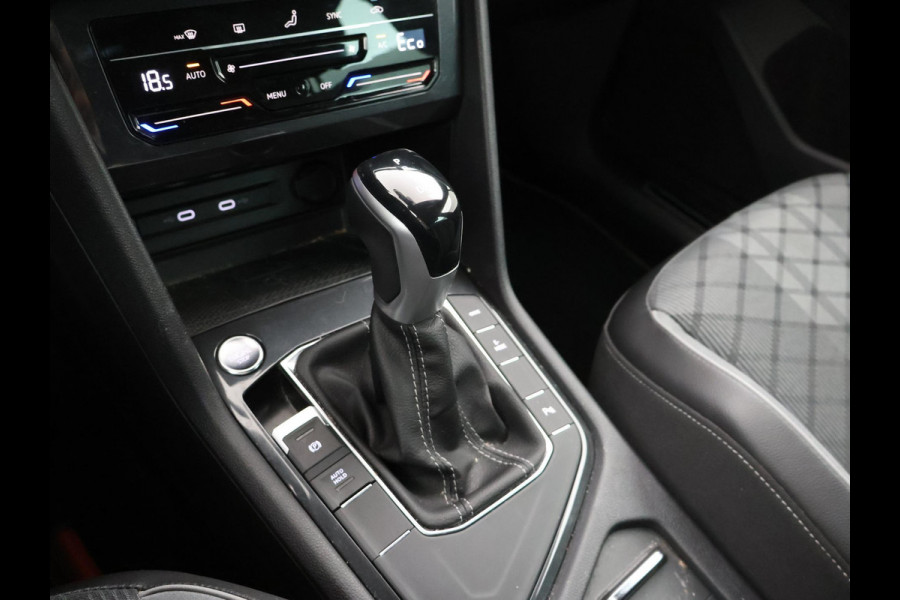 Volkswagen Tiguan 1.4 TSI 245 PK EHYBRID 2X R-LINE + DIGITALE COCKPIT | 19 INCH | ADAPTIVE CRUISE | SFEERVERLICHTING