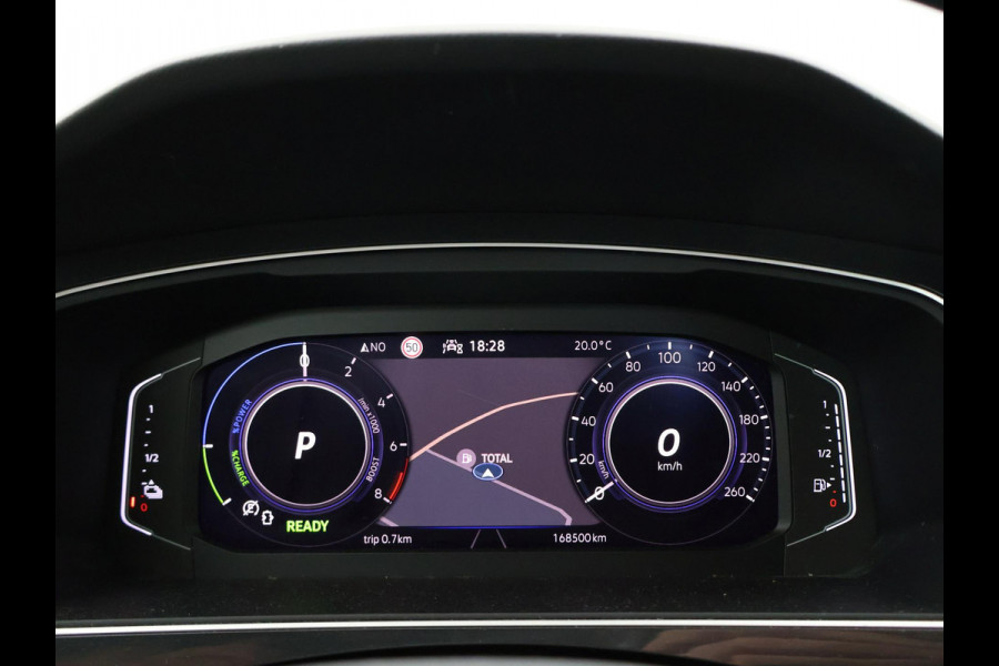 Volkswagen Tiguan 1.4 TSI 245 PK EHYBRID 2X R-LINE + DIGITALE COCKPIT | 19 INCH | ADAPTIVE CRUISE | SFEERVERLICHTING