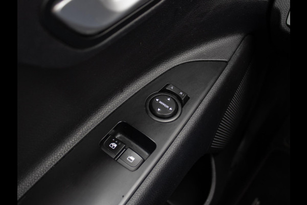 Kia Stonic 1.2 MPi ComfortPlusLine Navigator | Nederlandse dealer onderhouden auto | Navigatie | Achteruitrijcamera | Airco |