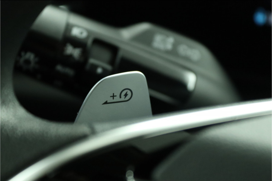 Kia Niro EV Light Edition 64.8 kWh Automaat Airco - Apple Carplay/Android Auto - Cruise Control - Navigatie - Fabrieksgarantie tot 05-2031