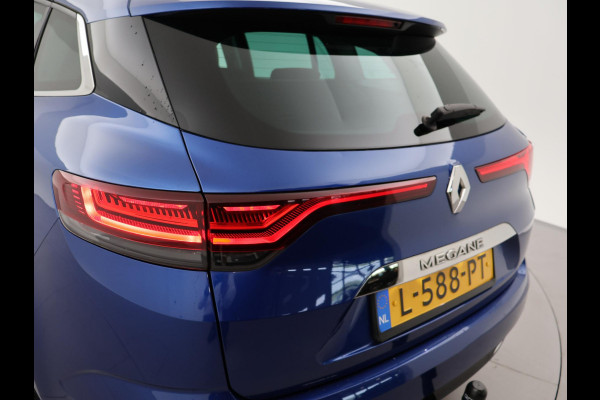 Renault MEGANE Estate 1.3 TCe 140 PK AUTOMAAT INTENS + TREKHAAK 1700 KG | SFEERVERLICHTING | 17 INCH | FULL LED | CARPLAY