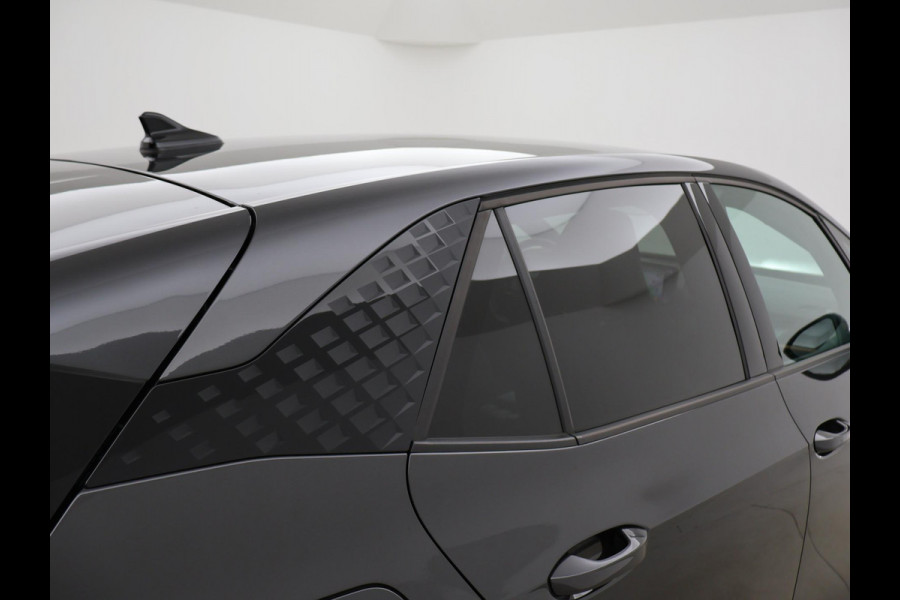 CUPRA Born ADRENALINE ONE 62 kWh 204 PK *12% BIJTELLING* + 19 INCH | ADAPTIVE CRUISE | SFEERVERLICHTING