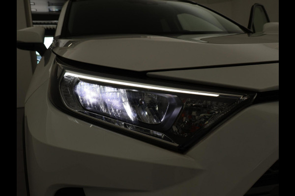 Toyota RAV4 2.5 HYBRID AWD FIRST EDITION + TREKHAAK 1650 KG | 360 CAMERA | LED | CARPLAY | ADAPTIVE CRUISE CONTROL