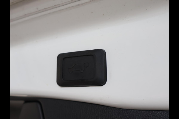 Toyota RAV4 2.5 HYBRID AWD FIRST EDITION + TREKHAAK 1650 KG | 360 CAMERA | LED | CARPLAY | ADAPTIVE CRUISE CONTROL