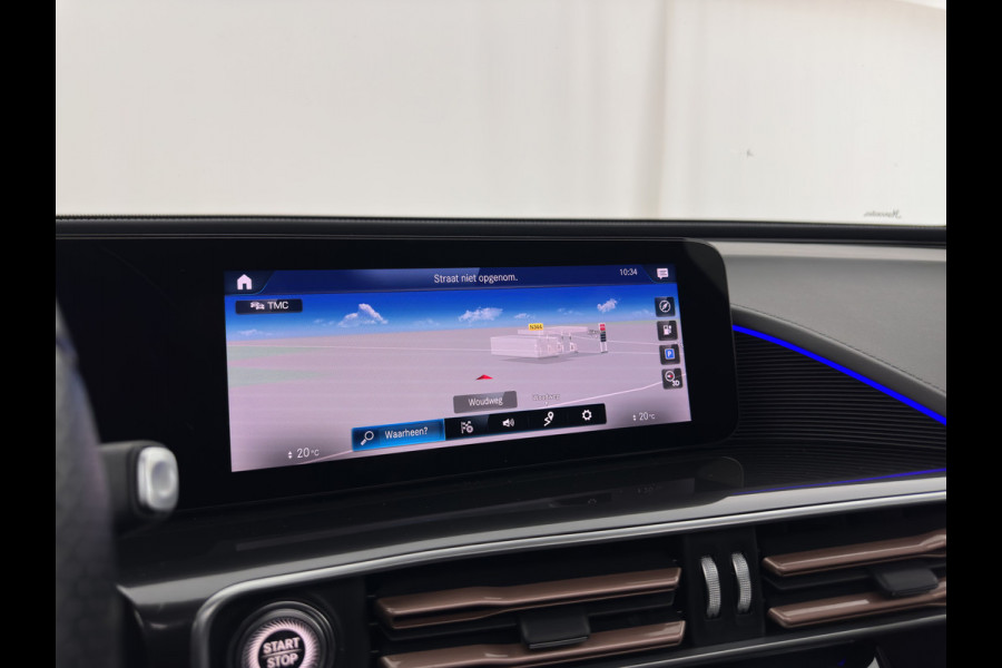 Mercedes-Benz EQC 400 4MATIC 80 kWh AMG (INCL-BTW) Aut. *PANO | BURMESTER-SURROUND | DISTRONIC | LEATHER-MICROFIBRE | FULL-LED | TOP-VIEW | WIDE-SCREEN-COCKPIT | KEYLESS | AIR-SUSPENSION | SPORT-SEATS | PRIVACY-GLASS | AMBIENT-LIGH