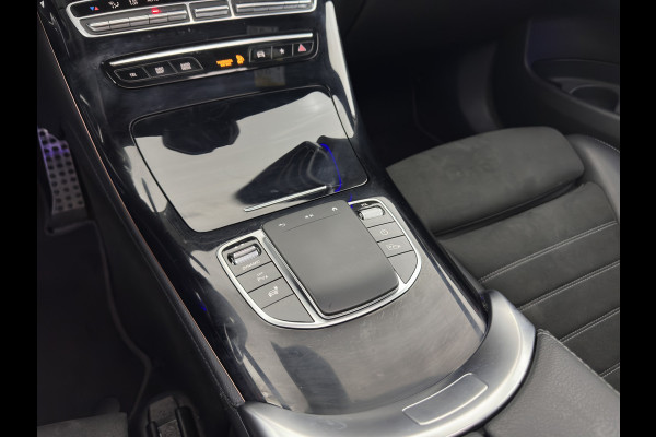 Mercedes-Benz EQC 400 4MATIC 80 kWh AMG (INCL-BTW) Aut. *PANO | BURMESTER-SURROUND | DISTRONIC | LEATHER-MICROFIBRE | FULL-LED | TOP-VIEW | WIDE-SCREEN-COCKPIT | KEYLESS | AIR-SUSPENSION | SPORT-SEATS | PRIVACY-GLASS | AMBIENT-LIGH