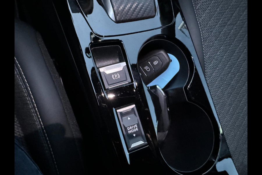 Peugeot 2008 1.2 PureTech 130pk Allure