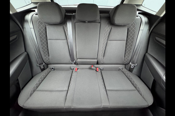 Škoda Karoq 1.0 TSI Ambition * Navigatie * Camera * Stoelverwarming * Cruise Control *