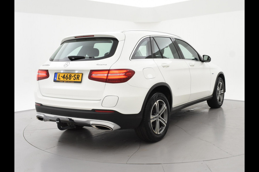 Mercedes-Benz GLC 350e 4MATIC PLUG-IN HYBRID + TREKHAAK | PANORAMA | LUCHTVERING | LED | STOELVERWARMING