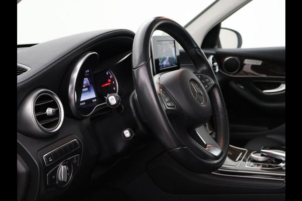 Mercedes-Benz GLC 350e 4MATIC PLUG-IN HYBRID + TREKHAAK | PANORAMA | LUCHTVERING | LED | STOELVERWARMING