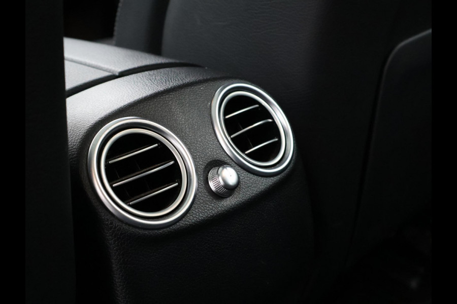 Mercedes-Benz GLC 350e 4MATIC PLUG-IN HYBRID + TREKHAAK | PANORAMA | LUCHTVERING | LED | STOELVERWARMING