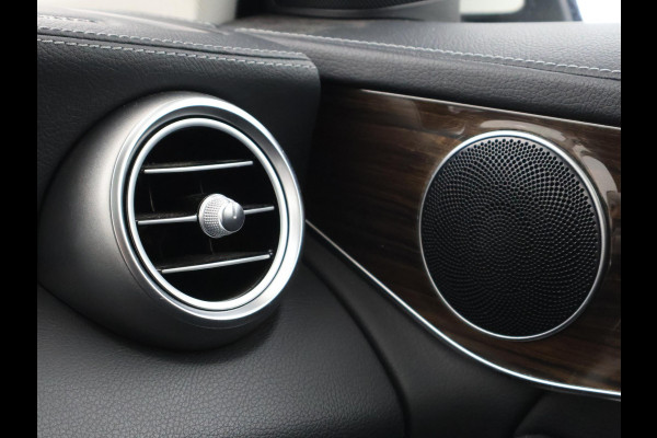 Mercedes-Benz GLC 350e 4MATIC PLUG-IN HYBRID + TREKHAAK | PANORAMA | LUCHTVERING | LED | STOELVERWARMING